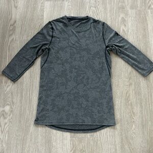 Men’s Under Armor Workout Shirt